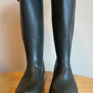 HUNTER Original Tall Rain Boots Sz 9M/10F Matte Green W23499